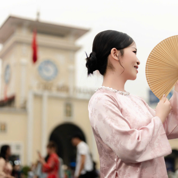 Chị Vân - Quyền Auto